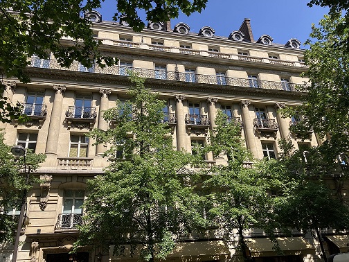 Location bureaux PARIS 16 - 685 m² - photo 1