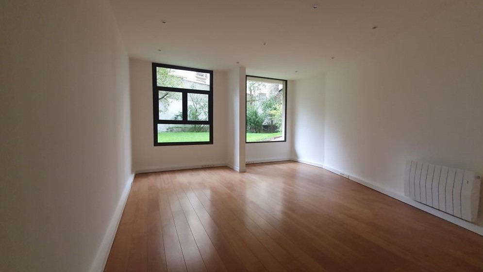 location Bureaux PARIS 20 - Photo 3