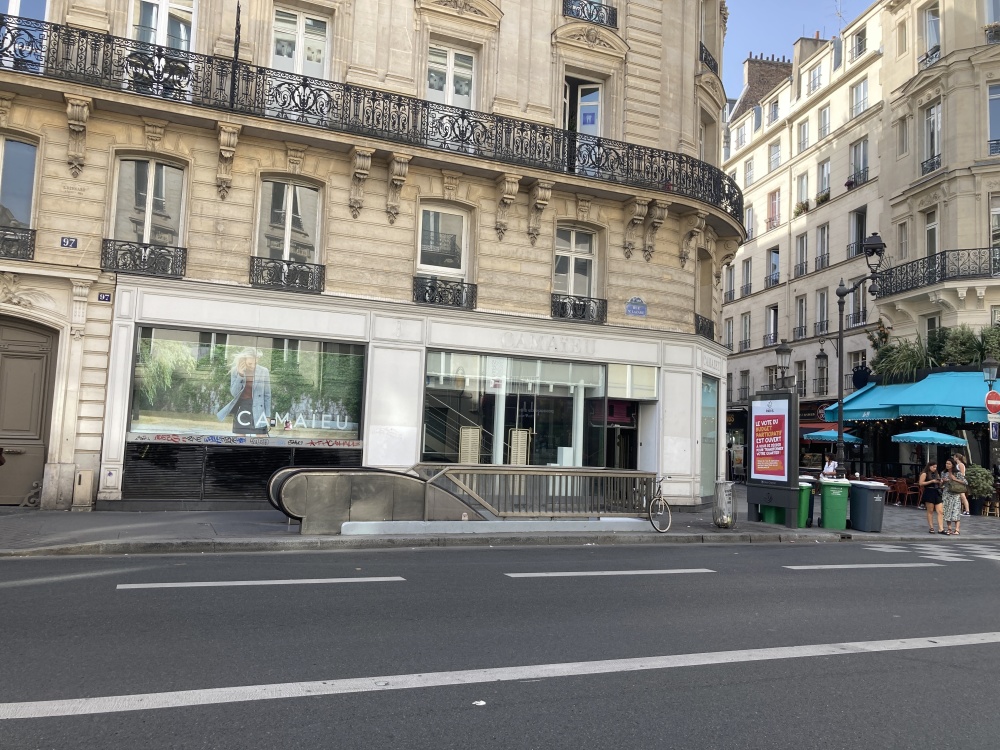 location Commerces PARIS 09 - Photo 2