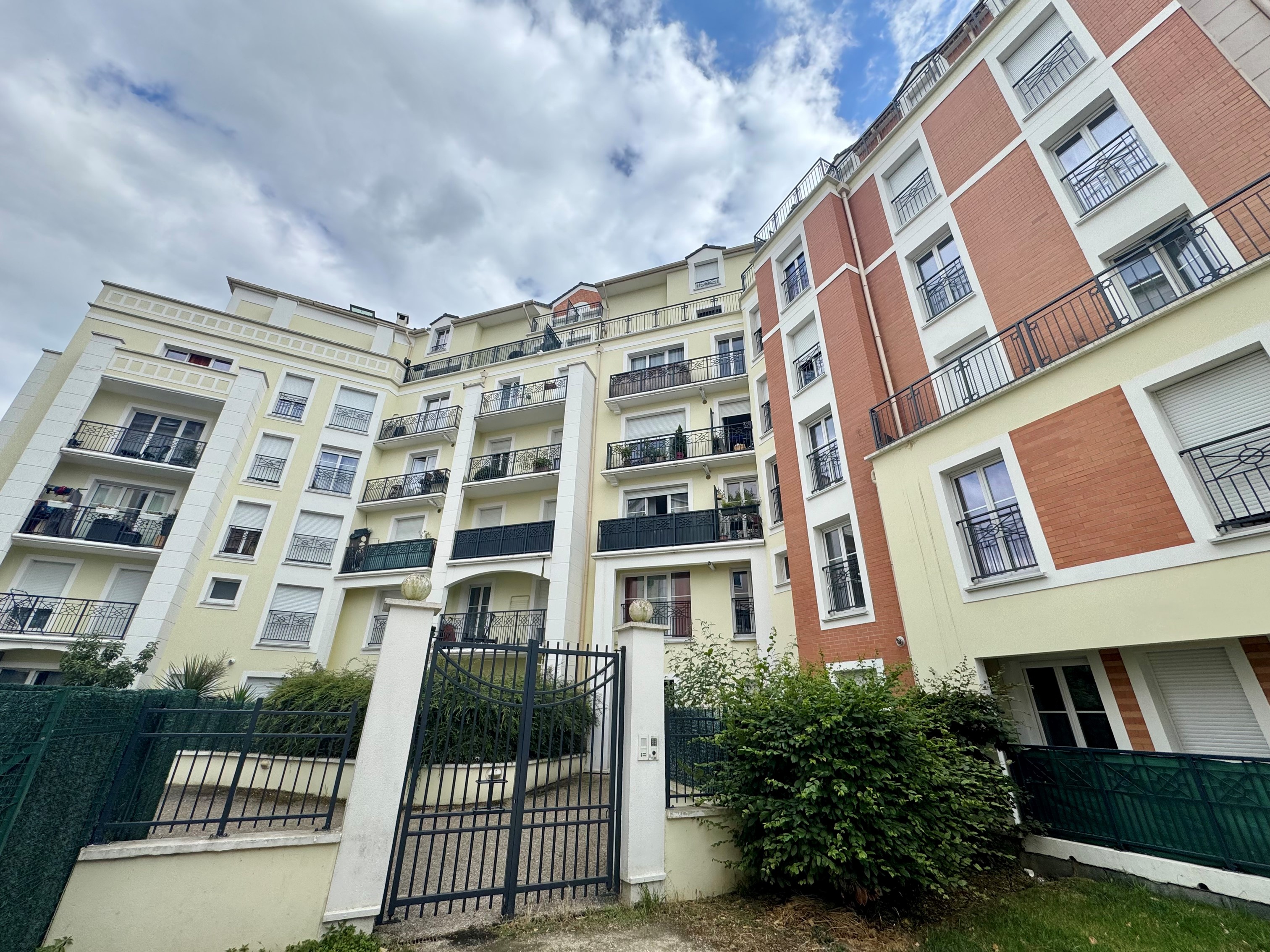 Alfortville (94) - Simone de Beauvoir