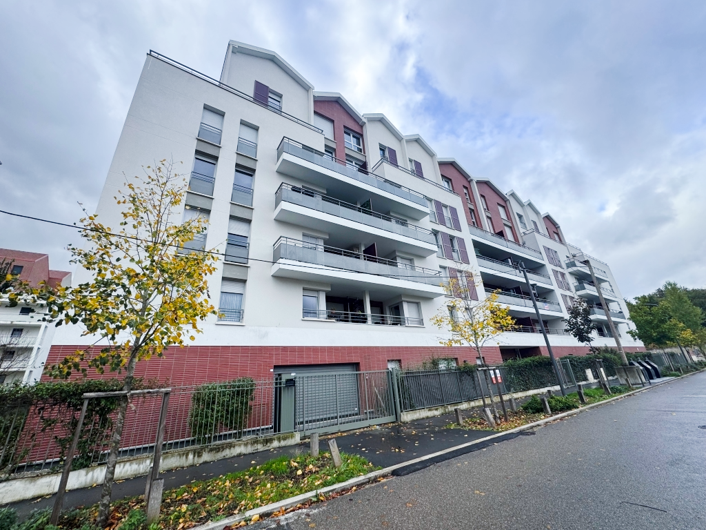 Neuilly Sur Marne (93) - Uni'Vert